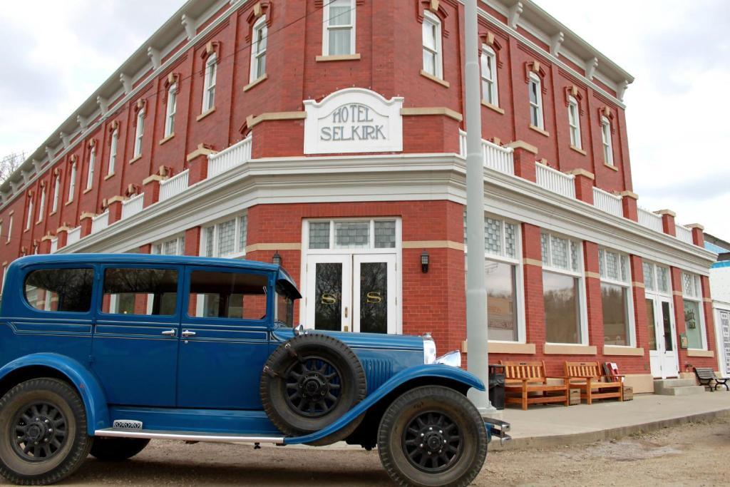 Selkirk Hotel Edmonton Exterior foto
