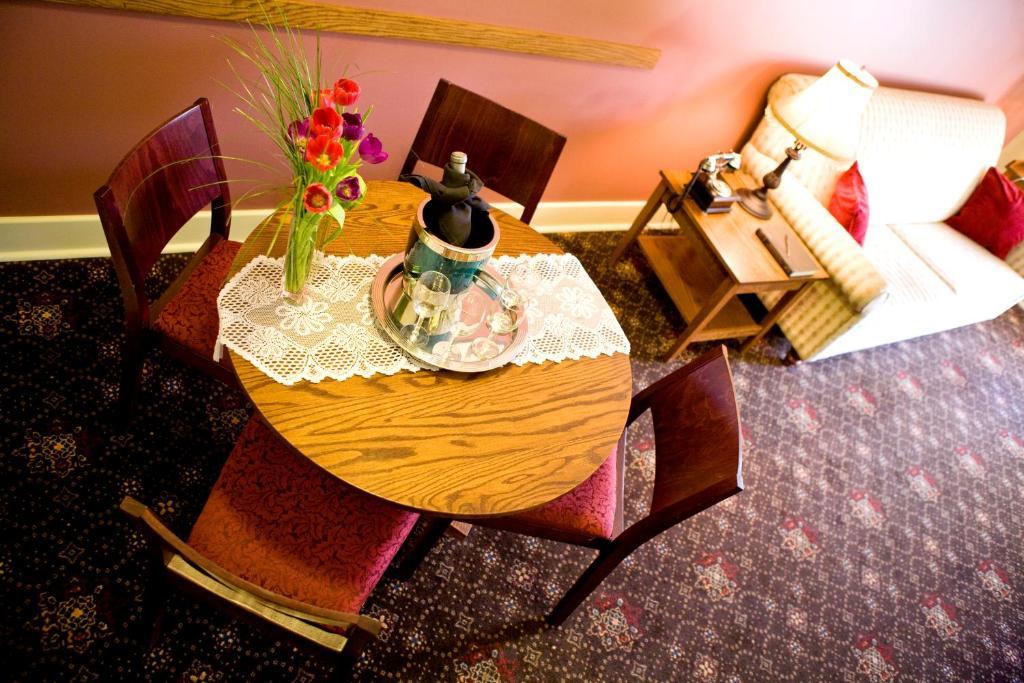 Selkirk Hotel Edmonton Quarto foto